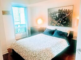 Room near Blue Jays CN Tower