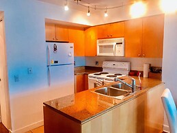 Room near Blue Jays CN Tower