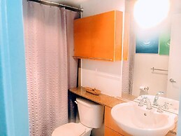 Room near Blue Jays CN Tower