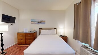 Anchor Pointe Inn