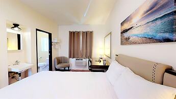 Anchor Pointe Inn