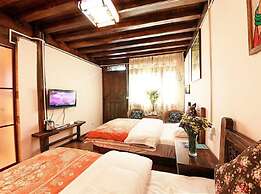 Lijiang shuimuxiquan Inn
