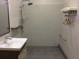 The Lodge Ngwe Taung