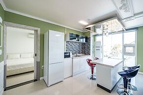 Pohang Pinewave Sea & Spa Pension