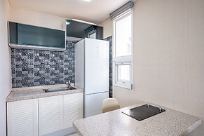 Pohang Pinewave Sea & Spa Pension