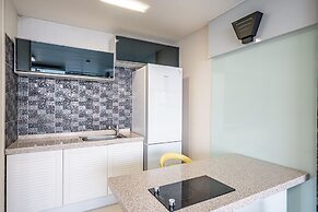 Pohang Pinewave Sea & Spa Pension