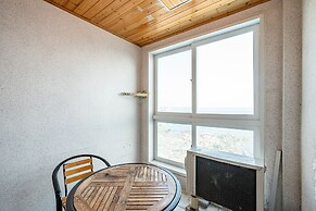 Pohang Pinewave Sea & Spa Pension