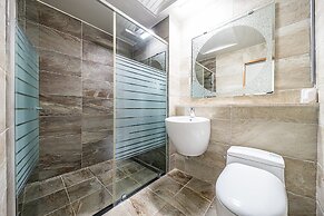 Pohang Pinewave Sea & Spa Pension