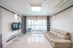 Pohang Pinewave Sea & Spa Pension