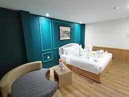 Sanctuary Hotel Yangon