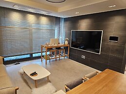 Daylight Lagomar Pension