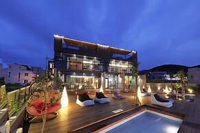 Daylight Lagomar Pension