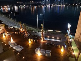 Daylight Lagomar Pension