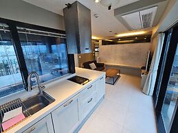 Daylight Lagomar Pension