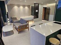 Daylight Lagomar Pension