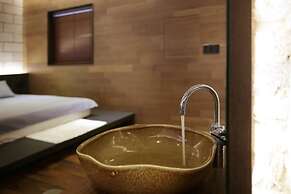 Daylight Lagomar Pension