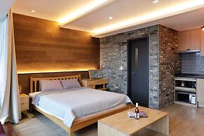 Daylight Lagomar Pension