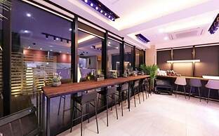 Daylight Lagomar Pension