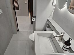 Daylight Lagomar Pension