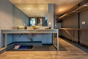 Happy Station Bangkok