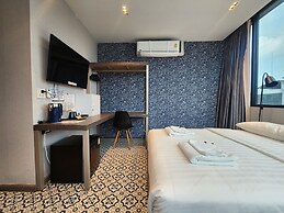 Happy Station Bangkok