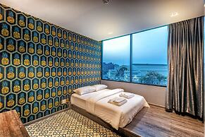 Happy Station Bangkok