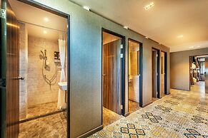 Happy Station Bangkok