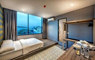 Happy Station Bangkok