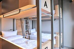 Kiwi Share Hotel - Zhongli Station Branch - Hostel