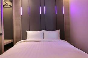 Kiwi Share Hotel - Zhongli Station Branch - Hostel