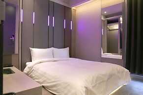 Kiwi Share Hotel - Zhongli Station Branch - Hostel