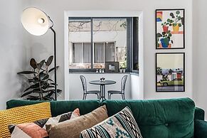 Urban Luxe Apartment - Central TLV