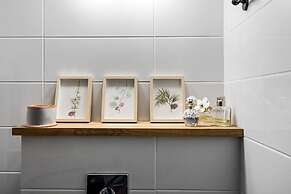 Urban Luxe Apartment - Central TLV