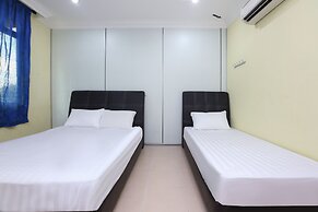 SPOT ON 89857 Azra Inn Rumah Tumpangan