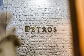 Petros Hotel