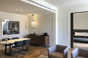 Kozmo Hotel Suites & Spa - Small Luxury Hotels of the World