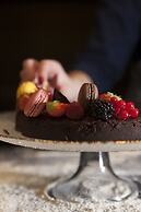 Kozmo Hotel Suites & Spa - Small Luxury Hotels of the World