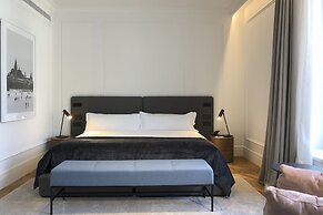 Kozmo Hotel Suites & Spa - Small Luxury Hotels of the World