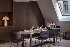 Kozmo Hotel Suites & Spa - Small Luxury Hotels of the World