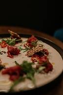 Kozmo Hotel Suites & Spa - Small Luxury Hotels of the World