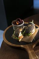 Kozmo Hotel Suites & Spa - Small Luxury Hotels of the World