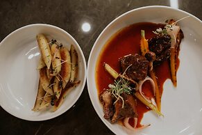 Kozmo Hotel Suites & Spa - Small Luxury Hotels of the World