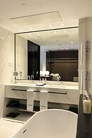 Kozmo Hotel Suites & Spa - Small Luxury Hotels of the World