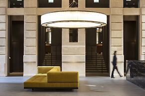 Kozmo Hotel Suites & Spa - Small Luxury Hotels of the World