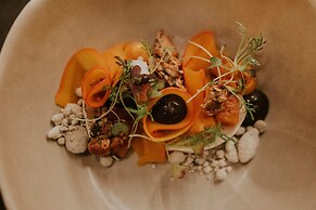 Kozmo Hotel Suites & Spa - Small Luxury Hotels of the World