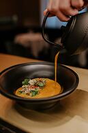 Kozmo Hotel Suites & Spa - Small Luxury Hotels of the World