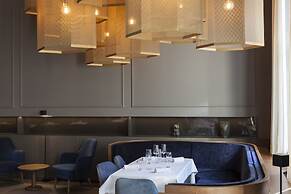 Kozmo Hotel Suites & Spa - Small Luxury Hotels of the World