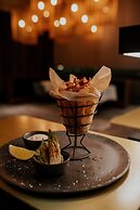 Kozmo Hotel Suites & Spa - Small Luxury Hotels of the World