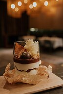 Kozmo Hotel Suites & Spa - Small Luxury Hotels of the World