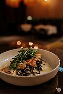 Kozmo Hotel Suites & Spa - Small Luxury Hotels of the World